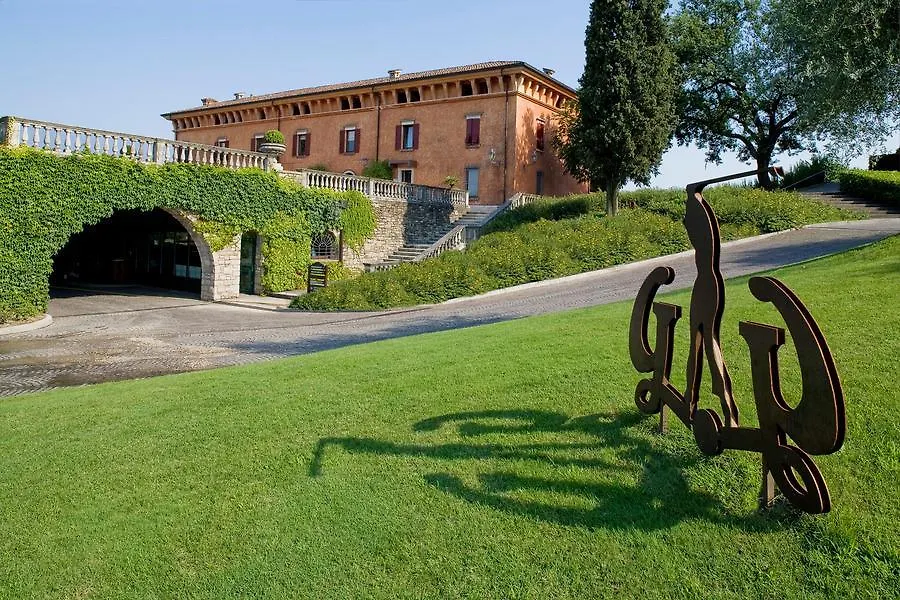Garda Blue Lake Home Luxury Appartment Desenzano del Garda 0*,  Italia